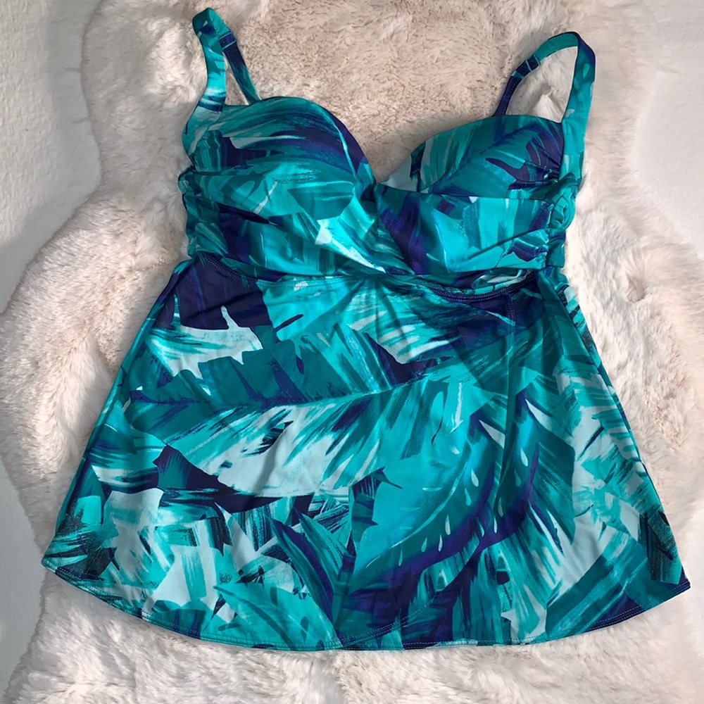 Soma 36C tankini top